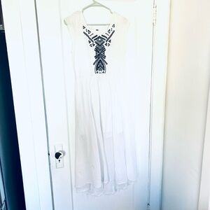 Free People Tuscaloosa Slub Meadow Embroidered Maxi Dress Size Medium